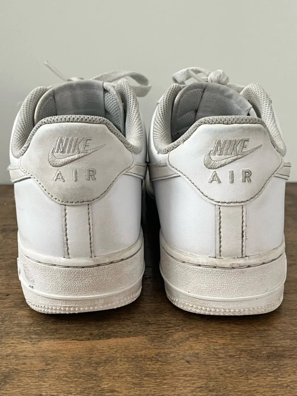 Nike Air Force 1 Low White Leather Sneakers Classic AF1 Size 10